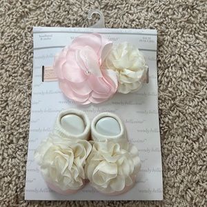 Newborn bow and socks